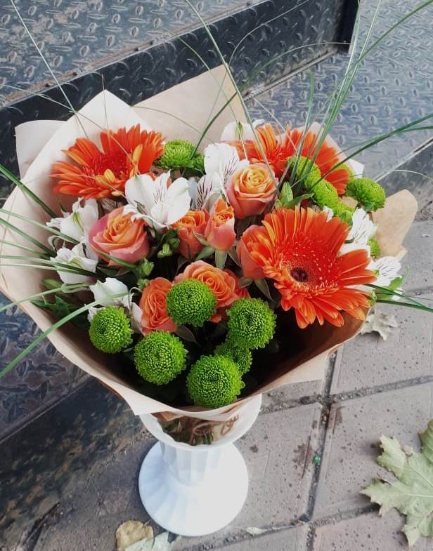 Букет цветов из: Герберы, Хризантемы, Альстромерии и Розы в Молчаново