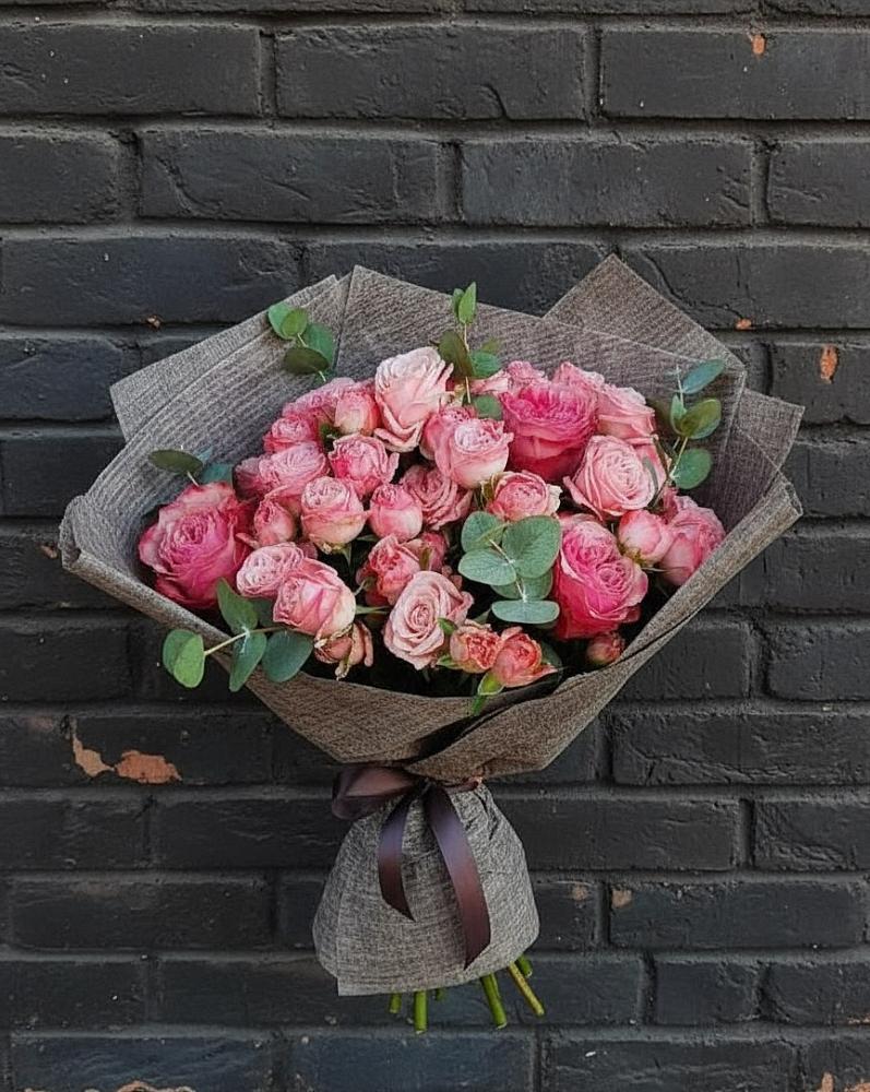 Букет цветов из: Розы в Молчаново