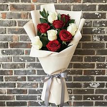 Букет цветов из:  Розы в Молчаново