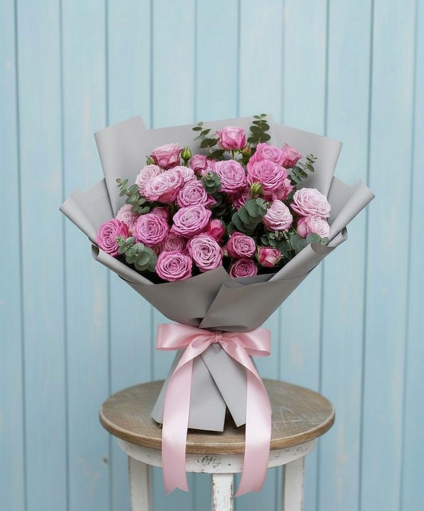 Букет цветов из: Розы в Молчаново