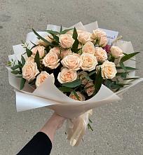 Букет Кремовые розы Латте в Молчаново