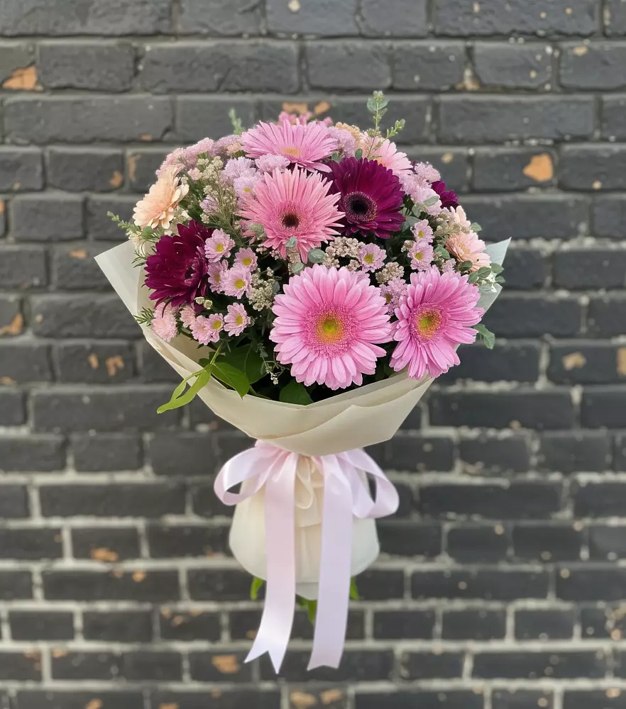Букет цветов из: Герберы и Хризантемы в Молчаново