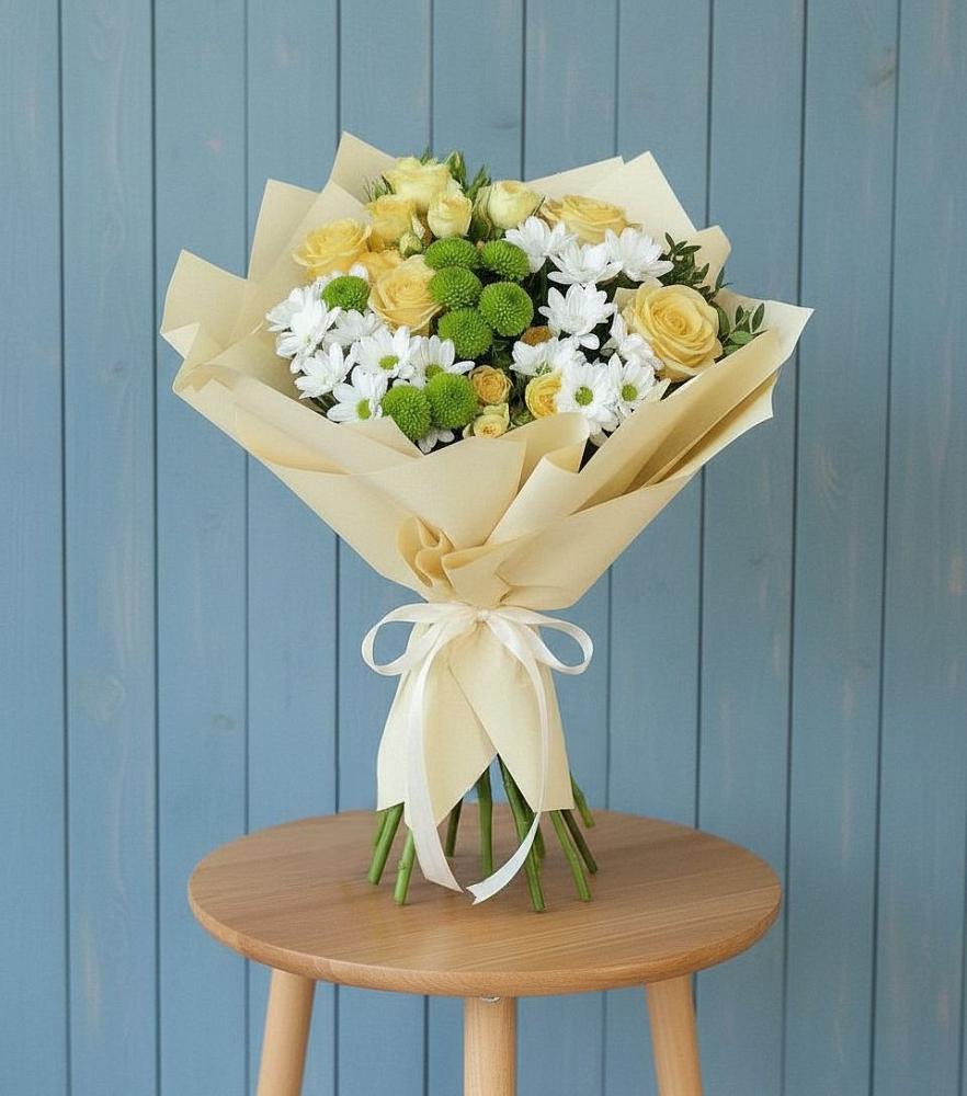 Букет цветов из: Хризантемы и Розы в Молчаново