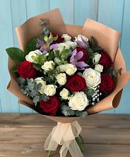 Букет цветов из:  Розы и Альстромерии в Молчаново