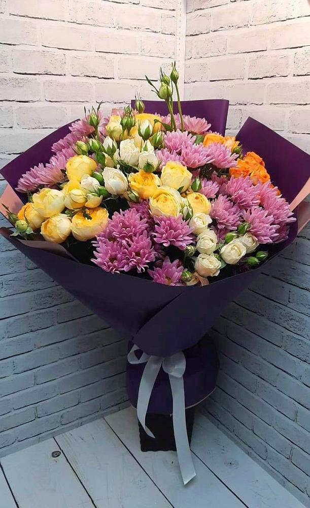 Букет цветов из: Хризантемы и Розы в Молчаново