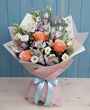 Букет цветов из:  Лизиантусы, Розы, Альстромерии и Гипсофила #REPLACE_PRED# Молчаново