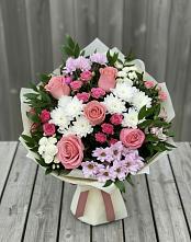 Букет цветов из:  Альстромерии, Гвоздики, Розы и Хризантемы в Молчаново