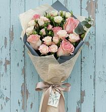 Букет цветов из:  Розы в Молчаново