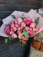 Букет цветов из:  Розы в Молчаново