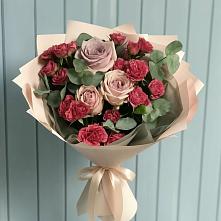 Букет цветов из:  Гвоздики и Розы в Молчаново