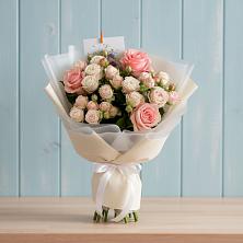 Букет цветов из:  Розы в Молчаново